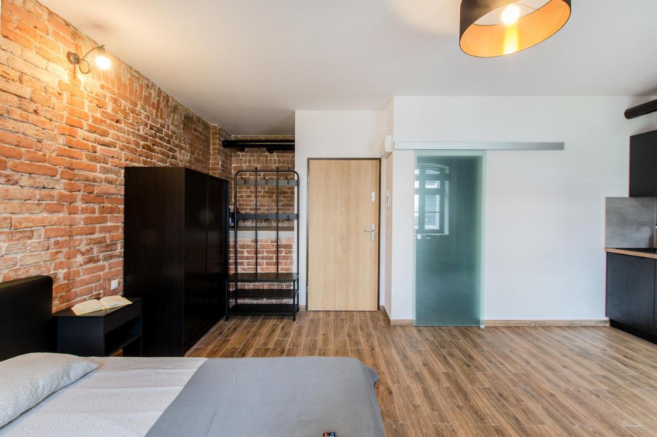 Smart Rental Management Apartments - City Center Вроцлав Экстерьер фото