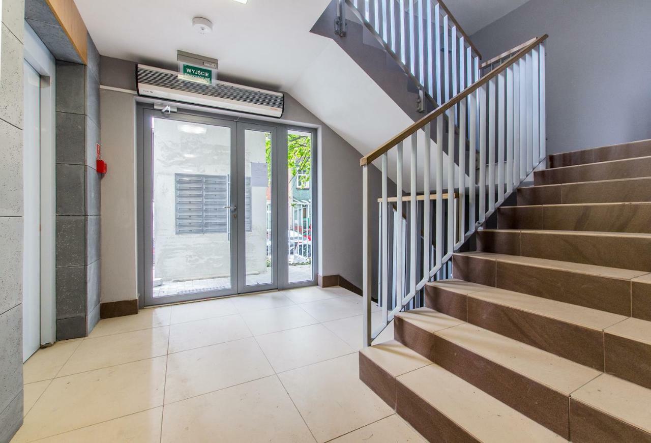 Smart Rental Management Apartments - City Center Вроцлав Экстерьер фото